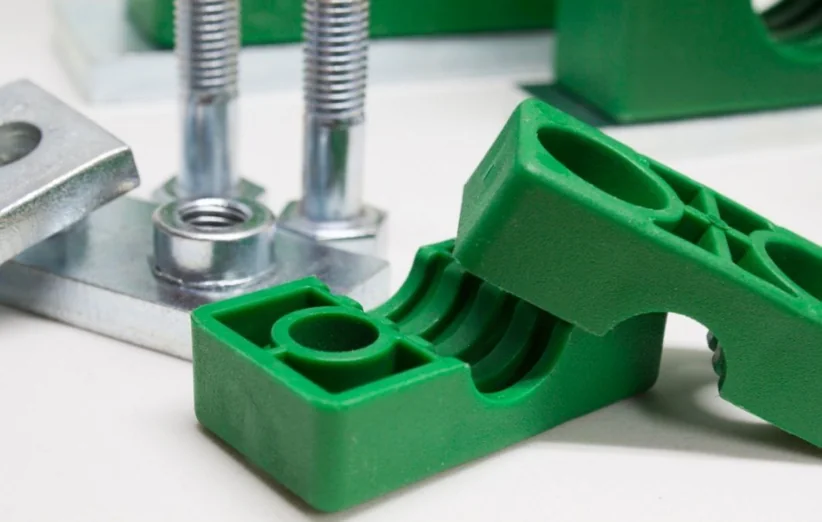 بست‌ های فلزی یا پلاستیکی، کدام بهتر است؟